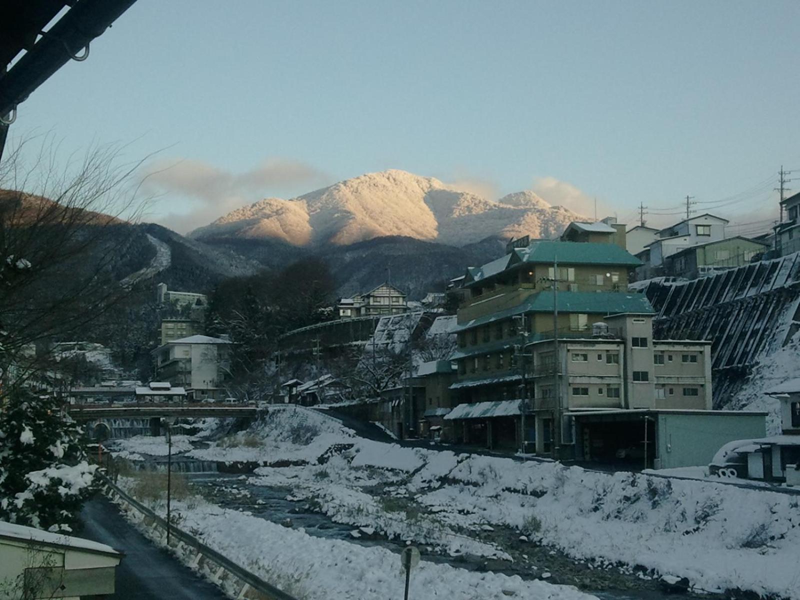 Yudanaka Onsen Yamazakiya Hotel Jamanoucsi Kültér fotó